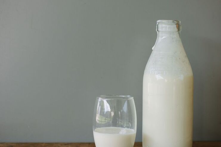 Kefir je zdrav napitak koji se preporučuje uvrstiti u svakodnevnu prehranu.